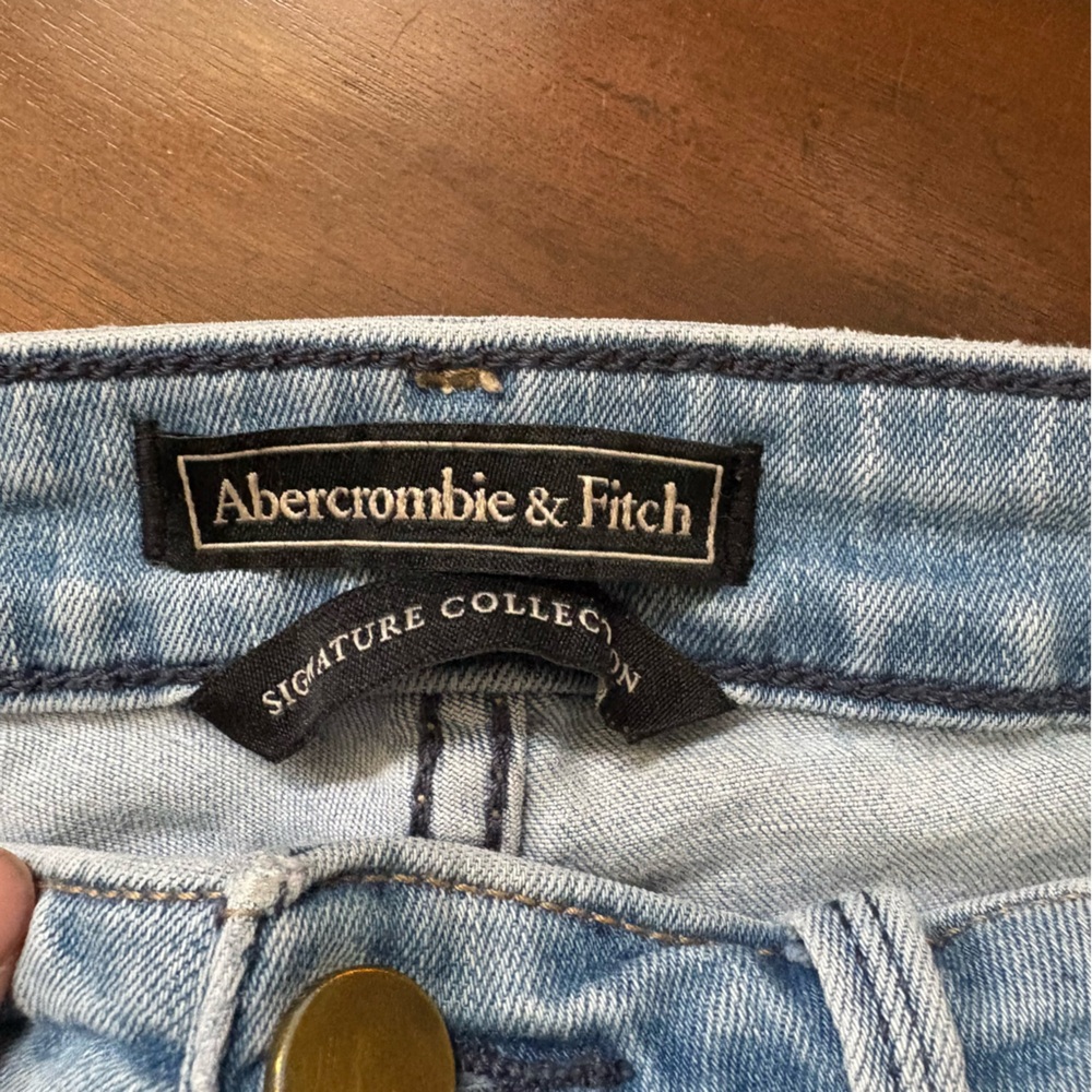 Abercrombie & Fitch High Rise Jeans Light Blue Faded Women's Size 24" - Picture 10 of 11